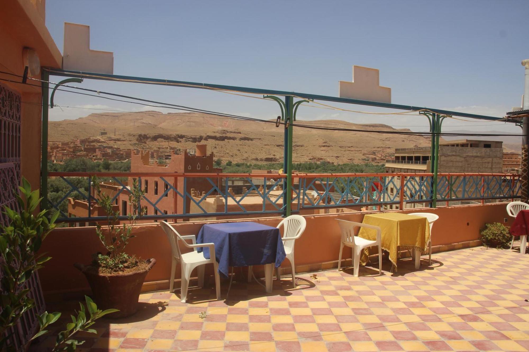 Auberge Restaurant Rooftop Tamazirt Boumalne Exterior foto